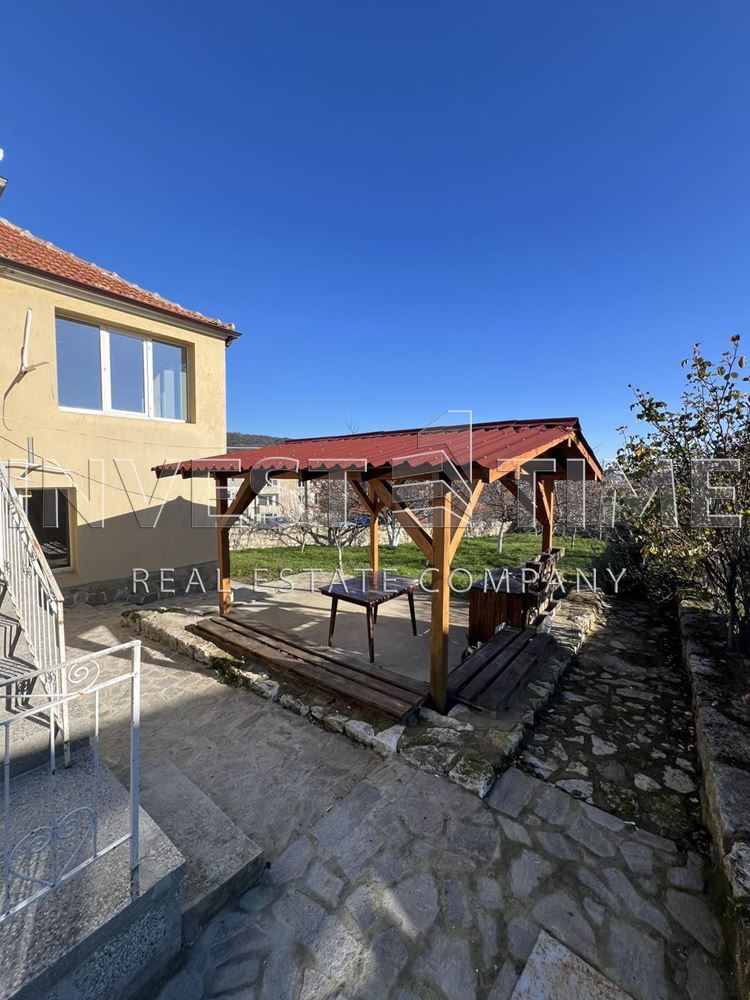 Етажи от къща за продажба в кв. Виница - Агенция за недвижими имоти Варна - Invest Time, имот 1