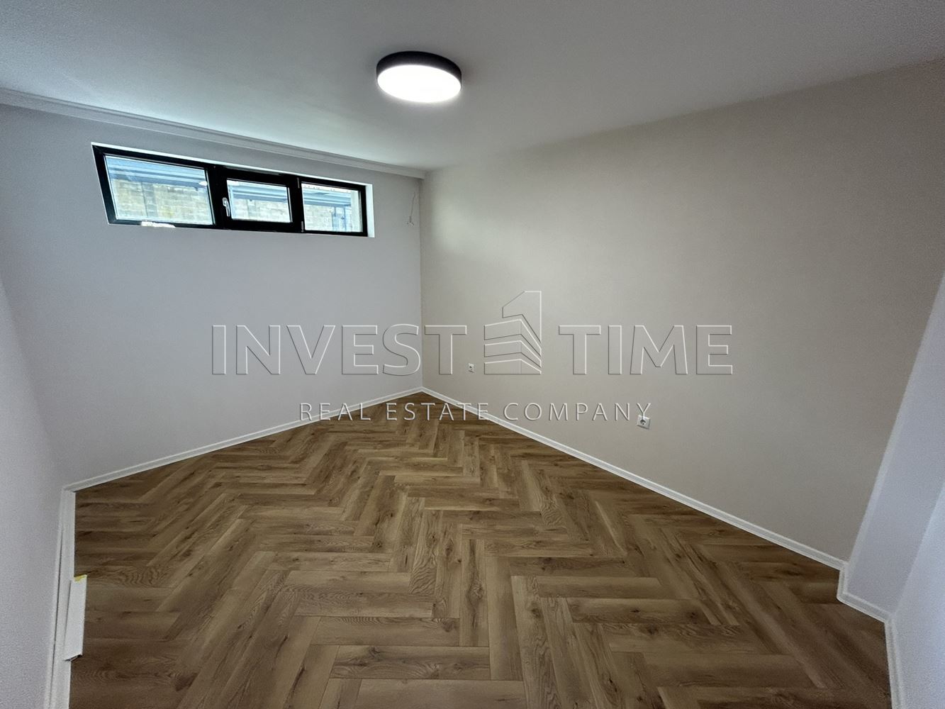 Едностаен, ремонтиран и завършен „ДО КЛЮЧ“ в кв. Възраждане - Агенция за недвижими имоти Варна - Invest Time, имот 3