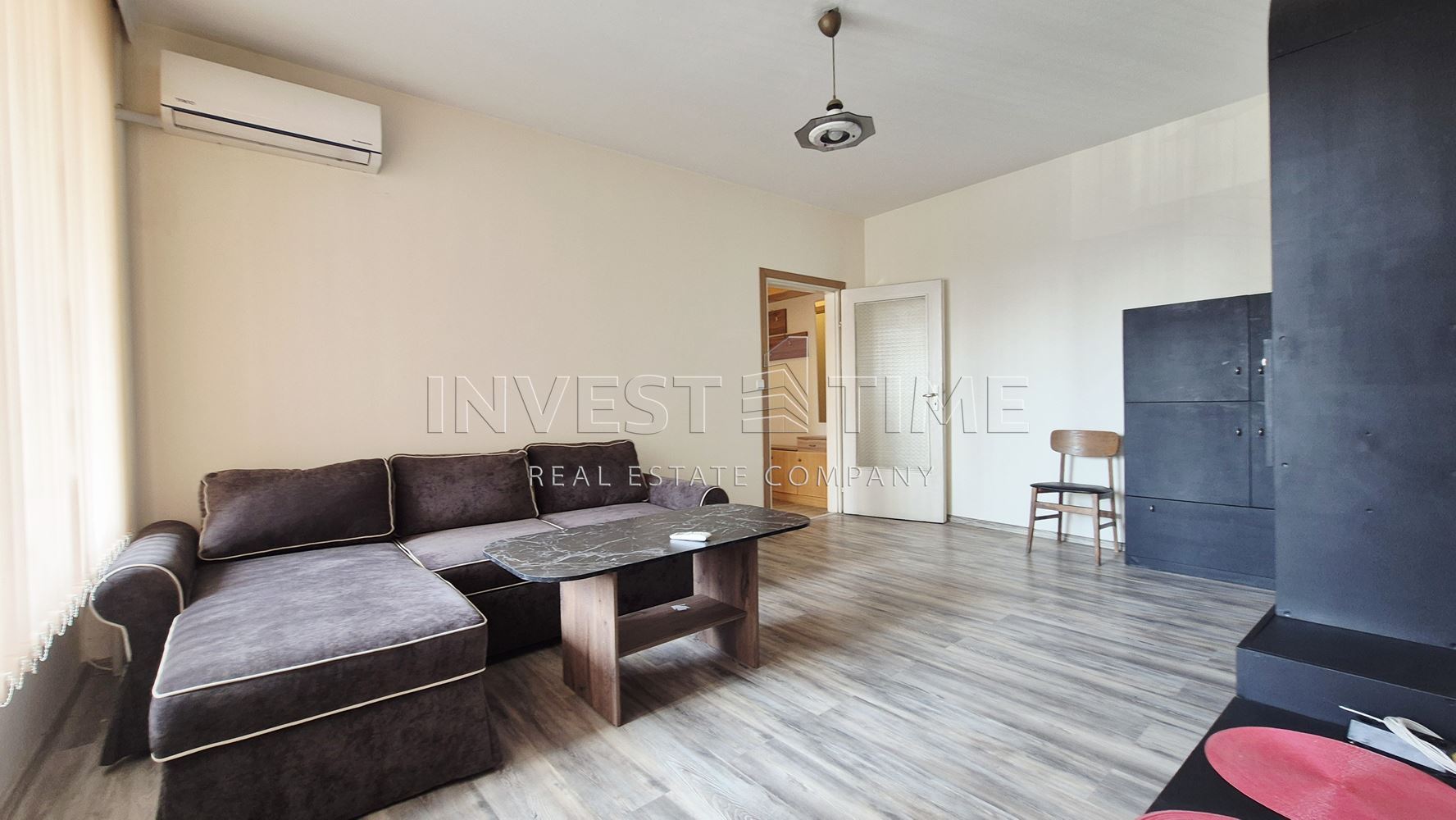 Двустаен апартамент, Широк център – до Дежа Вю - Агенция за недвижими имоти Варна - Invest Time