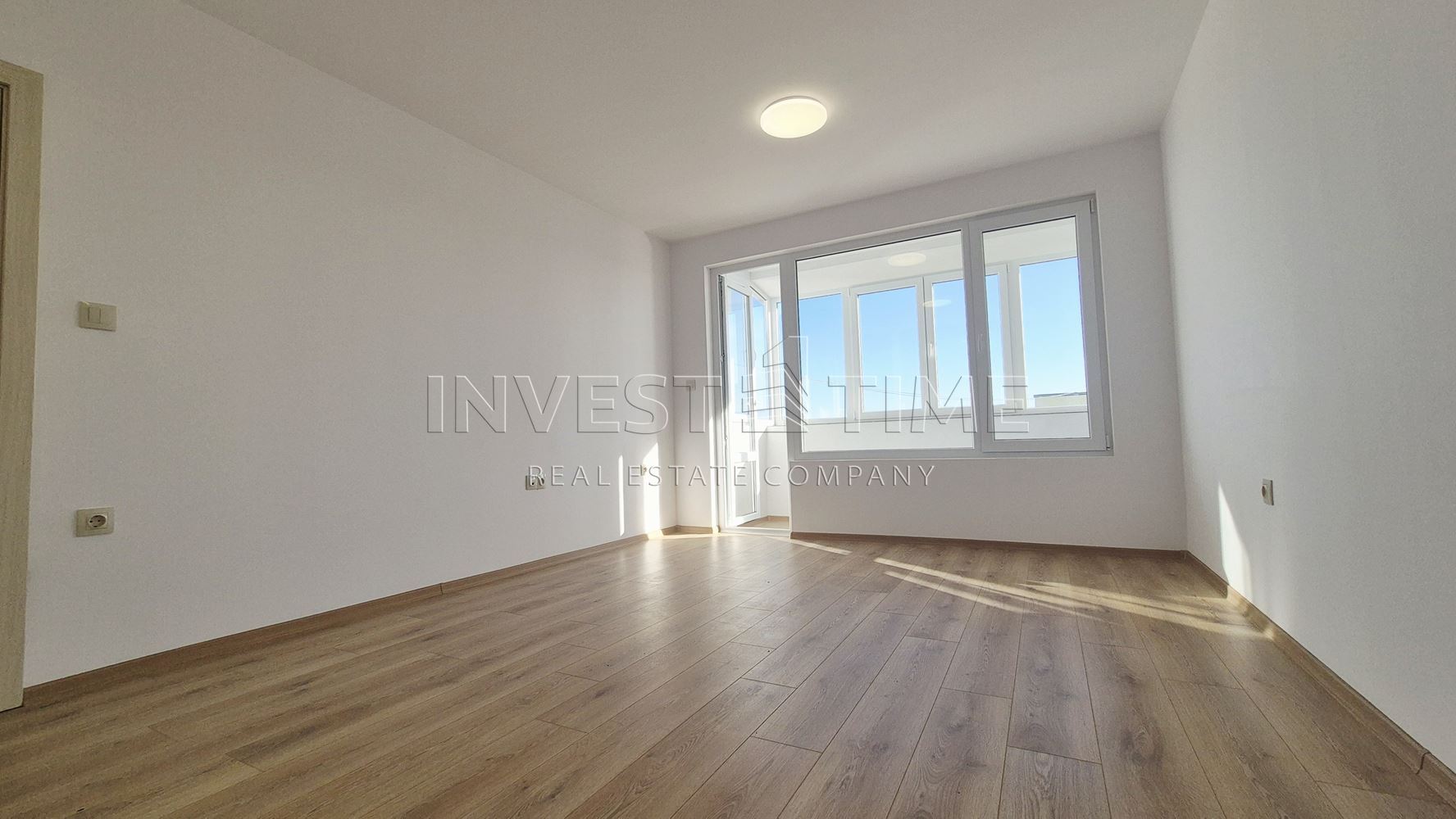 Двустаен апартамент след основен ремонт – „ДО КЛЮЧ“, до Гранд МОЛ - Агенция за недвижими имоти Варна - Invest Time