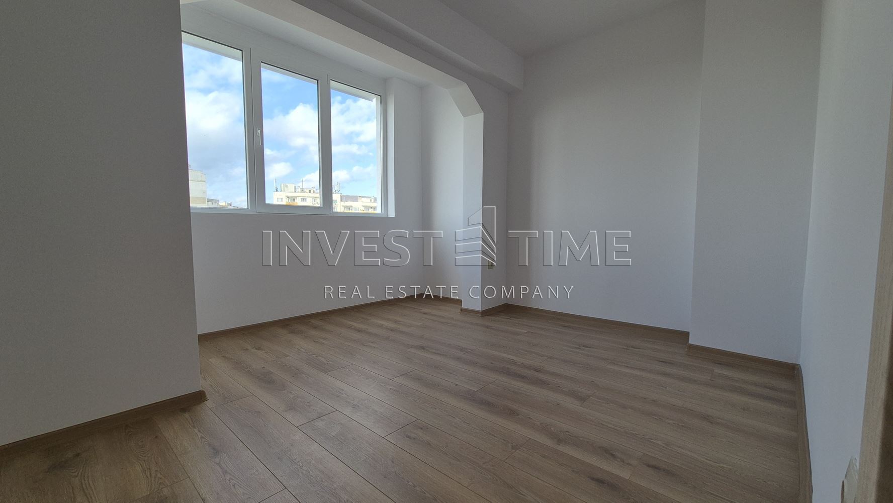 Двустаен апартамент след основен ремонт – ДО КЛЮЧ - Агенция за недвижими имоти Варна - Invest Time, имот 3