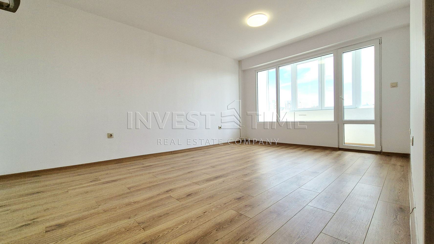 Двустаен апартамент след основен ремонт – ДО КЛЮЧ - Агенция за недвижими имоти Варна - Invest Time, имот 1